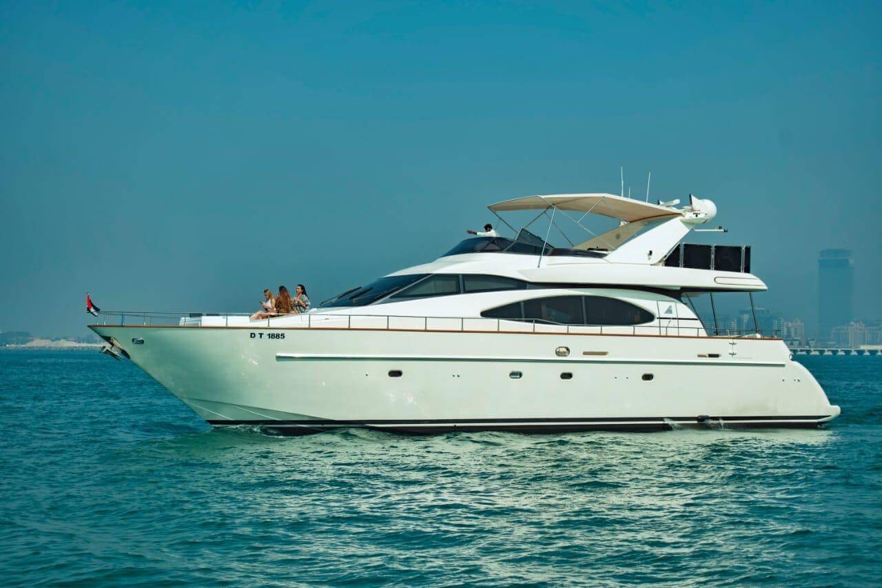 Charting Waters of Luxury Yacht Rentals in Dubai